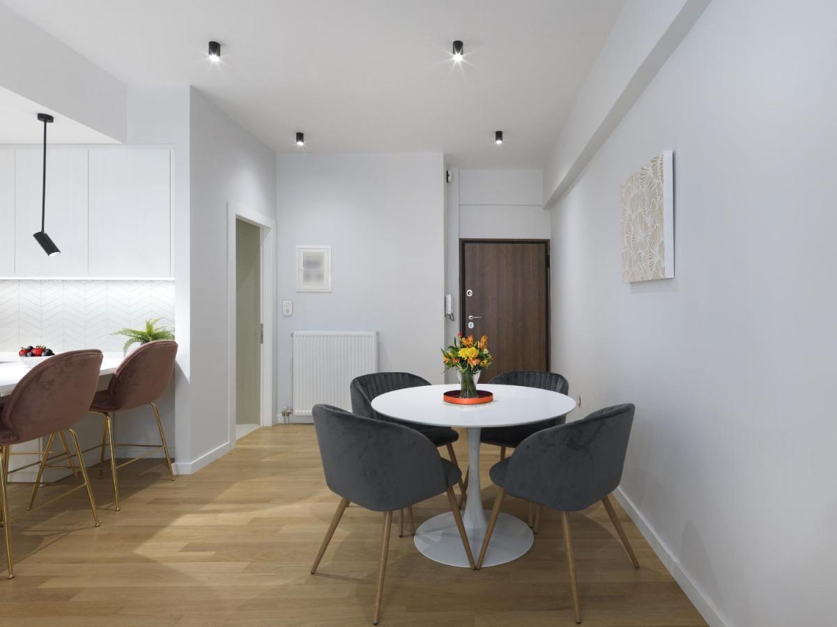 Fresh, New & Ready For You! Rnvtd Apt In Koukaki! アテネ エクステリア 写真
